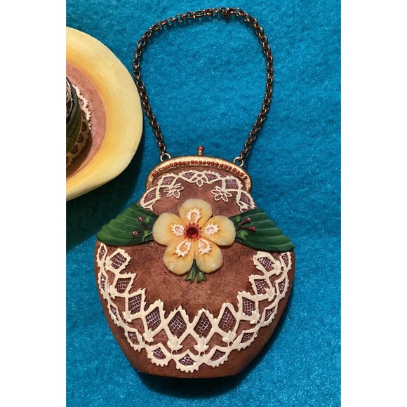 Willow Hall Age Of Elegance "The Duchess" Hat & Matching Purse Collectible - Picture 2 of 16